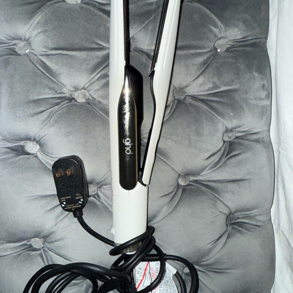 ghd Duet Styler- Wet/dry flat iron